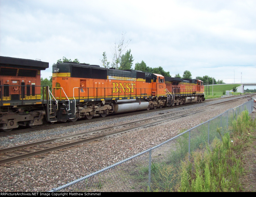 BNSF 8214